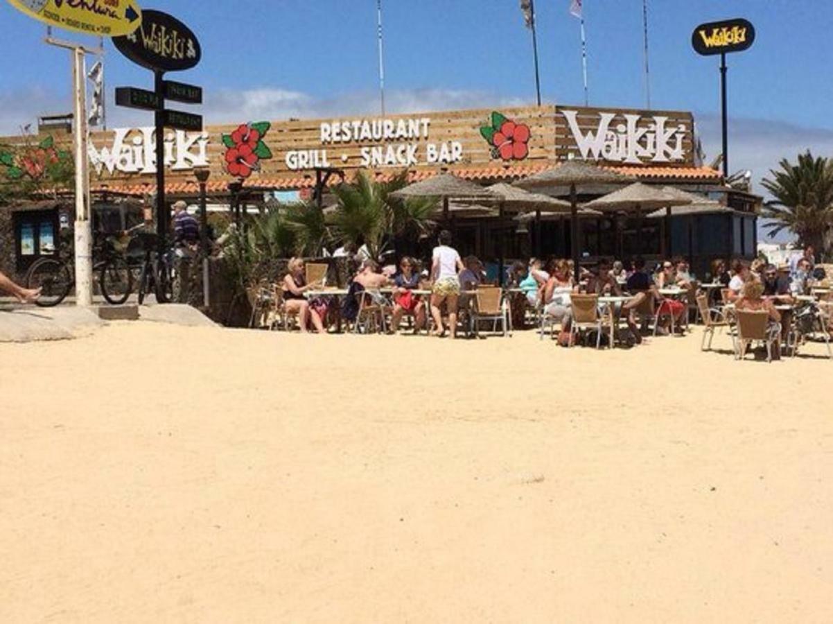 Appartamento Los Barqueros Corralejo "Beach Front - Town Centre" Esterno foto